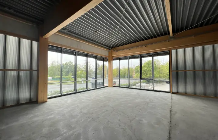 Benefits of Aluminium Store Room Installation for Modern Homes
