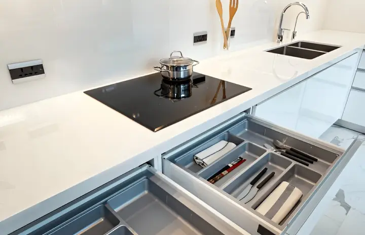 Is White Kitchen Cabinets Installation the Right Choice_