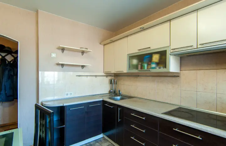Wall-Mounted Aluminium Kitchen Cabinets – Style Above All